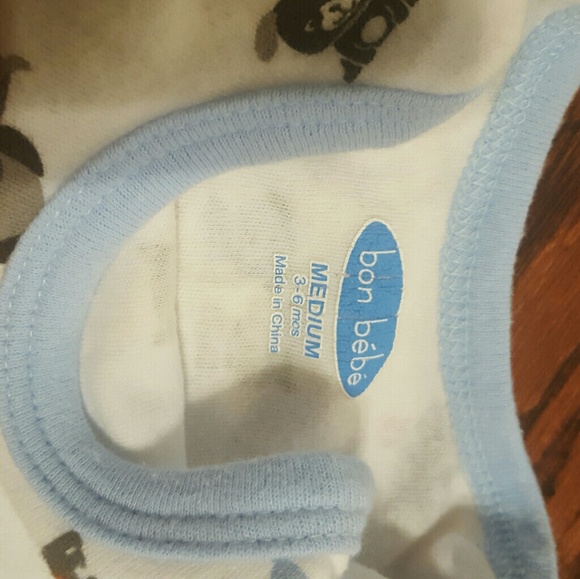 Twin 3-6m puppy sets. 2 pants 2 shirts 13-18lb - Picture 3 of 4
